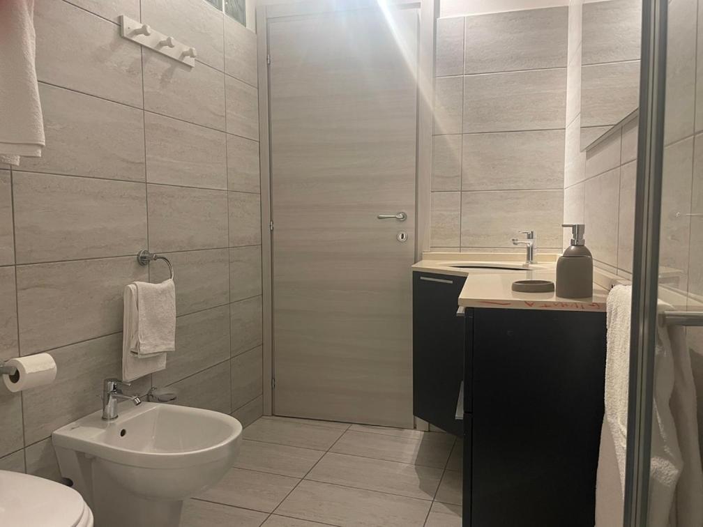 B&B La Rosa Dei Venti 阿科 外观 照片